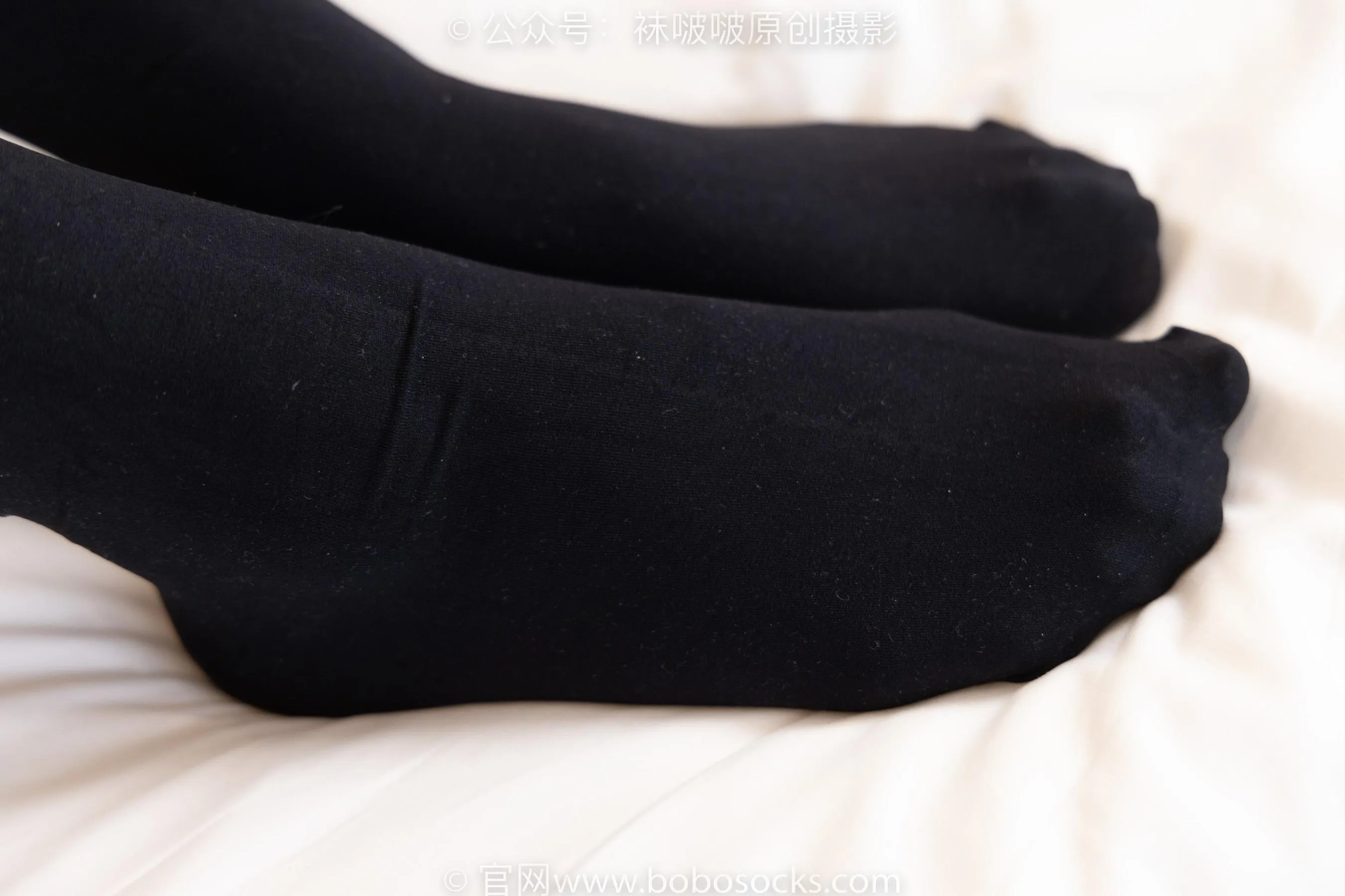 [BoBoSocks袜啵啵]NO.204 小沫-高跟鞋、贝壳头板鞋、白丝大腿袜、黑丝大腿袜[23] [57P]插图5